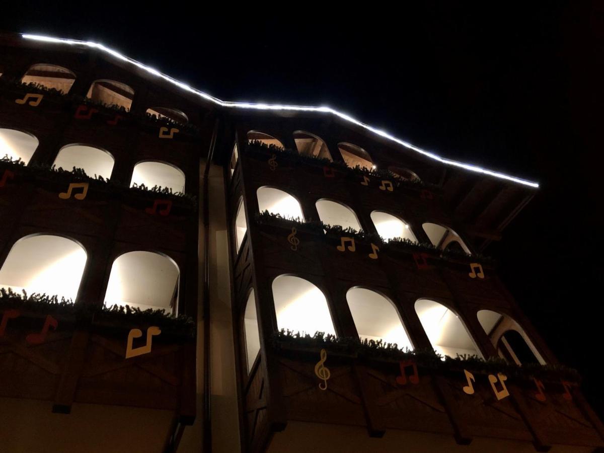 Hotel Isolabella Wellness Fiera Di Primiero Dış mekan fotoğraf
