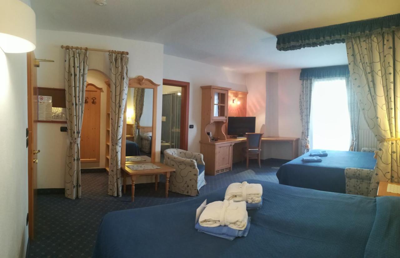 Hotel Isolabella Wellness Fiera Di Primiero Dış mekan fotoğraf