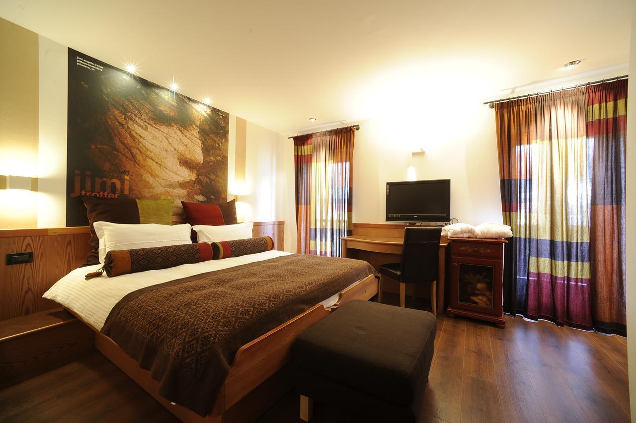 Hotel Isolabella Wellness Fiera Di Primiero Dış mekan fotoğraf